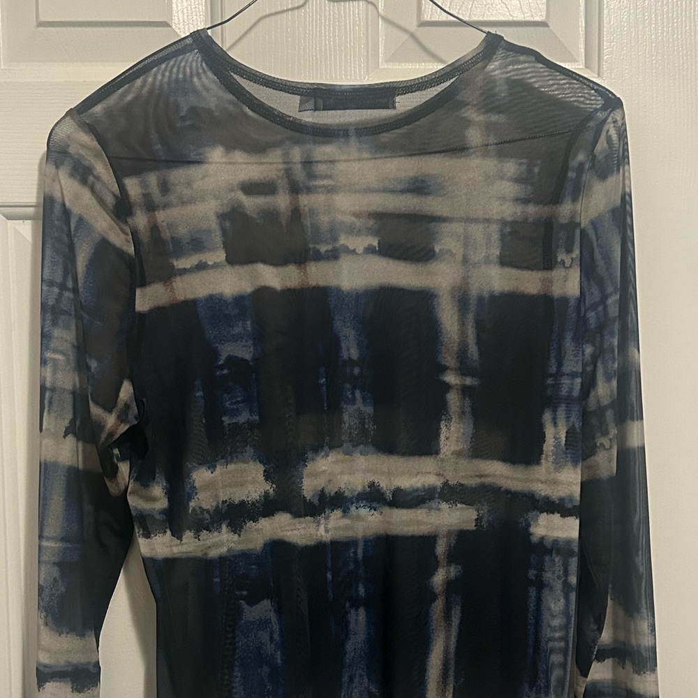 Long sleeve Sheer Patterned Top - image 6